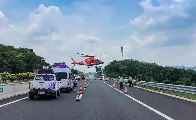平远高速公路汽车救援案例